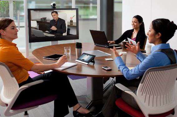 Mit Videokonferenzen steigt die Produktivität. (pd)