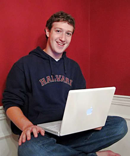 Gründer und CEO von Facebook Mark Zuckerberg gleitet durch den Börsengang in Umsatzprobleme. (Wikipedia)