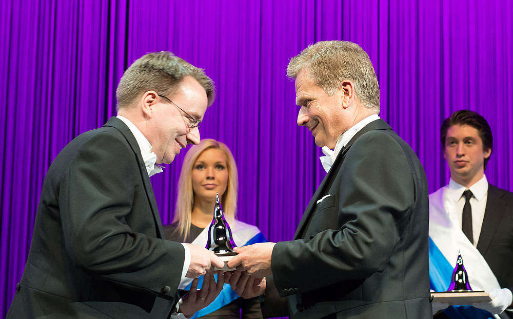 Linus Torvalds nimmt den Millennium-Preis 2012 entgegen. (pd)