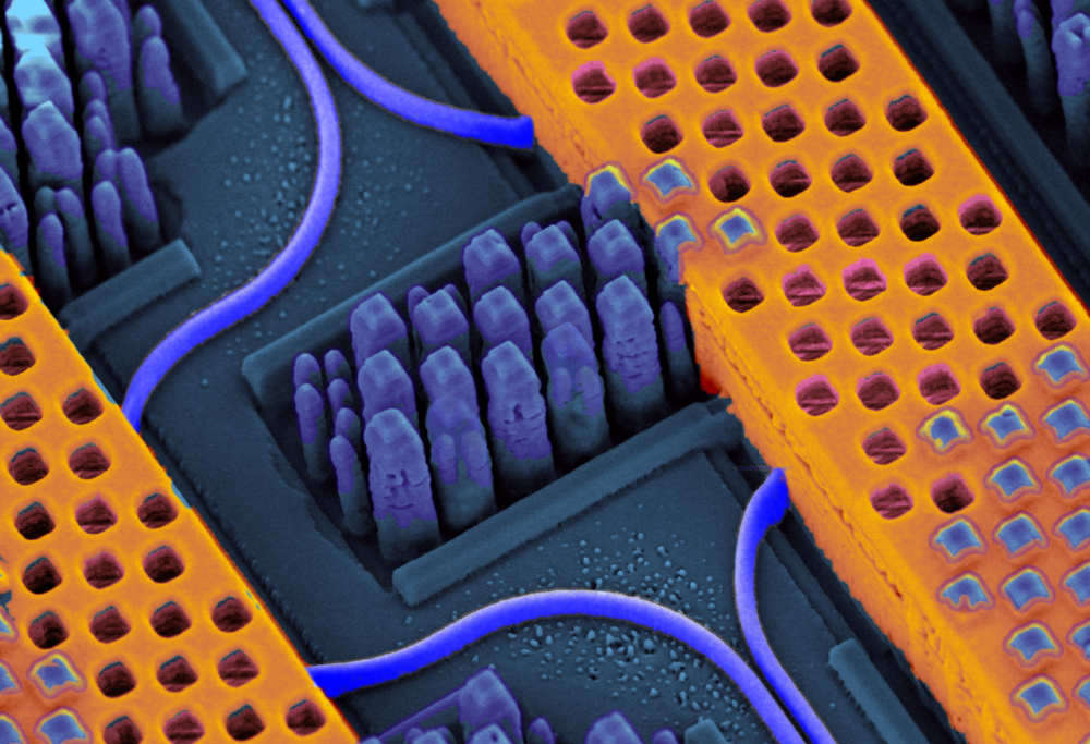 IBM Research - Silicon Nanophotonics Chip 90nm