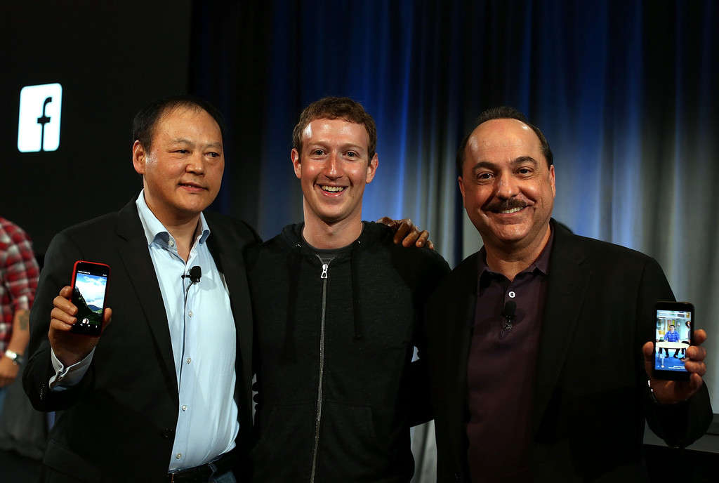 Mark Zuckerberg - Peter Chou- Facebook Home